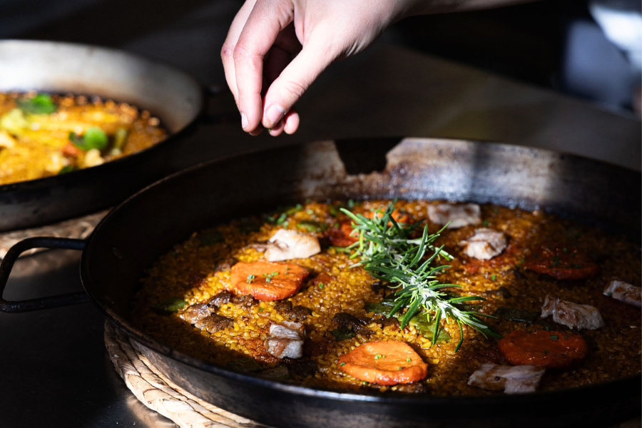 Arroz de secreto ibérico sobrasada y butifarró de porc negre